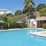 Vivi Homes - Casa Skye Pool, Terrace & Sea View Apartment Estepona