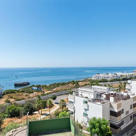 Apartment Vivi Homes - Casa Skye Pool, Terrace & Sea View