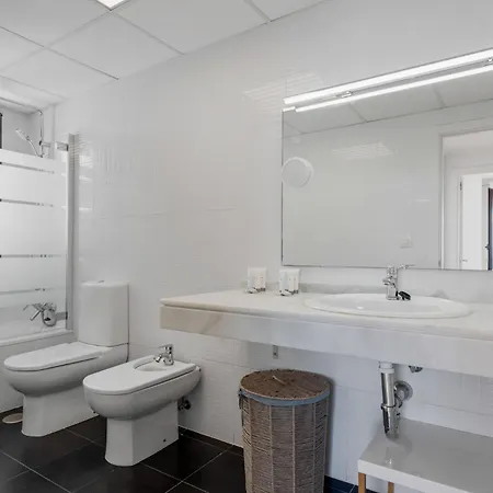 Apartment Vivi Homes - Casa Skye Pool, Terrace & Sea View