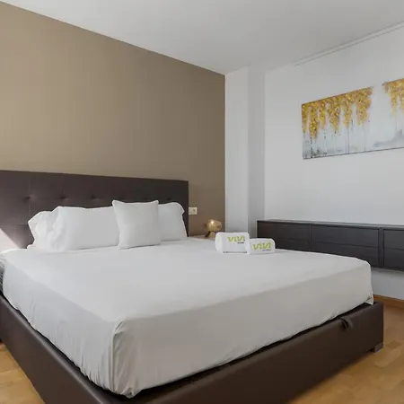 Appartamento Vivi Homes - Casa Skye Pool, Terrace & Sea View *