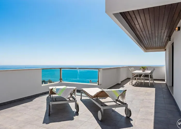 Appartement Vivi Homes - Casa Skye Pool, Terrace & Sea View *