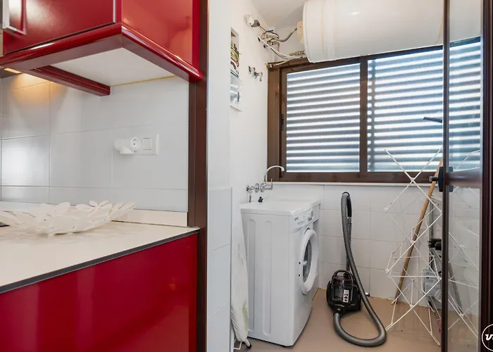 Vivi Homes - Casa Skye Pool, Terrace & Sea View * 埃斯特波纳