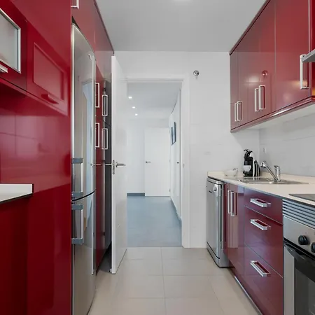 Vivi Homes - Casa Skye Pool, Terrace & Sea View *